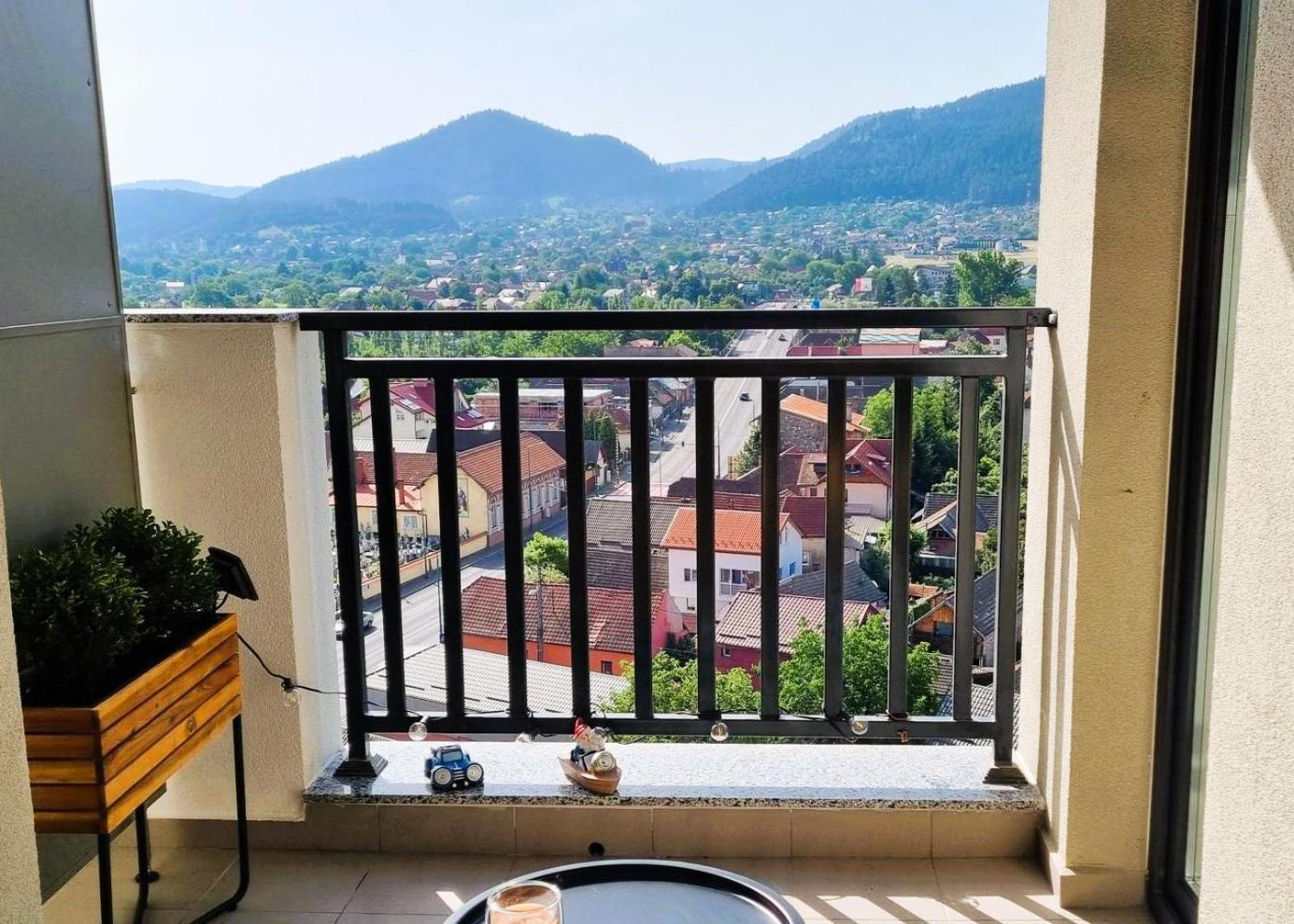 Mountain View Retreat Apartment - Brasov Braşov Exterior foto